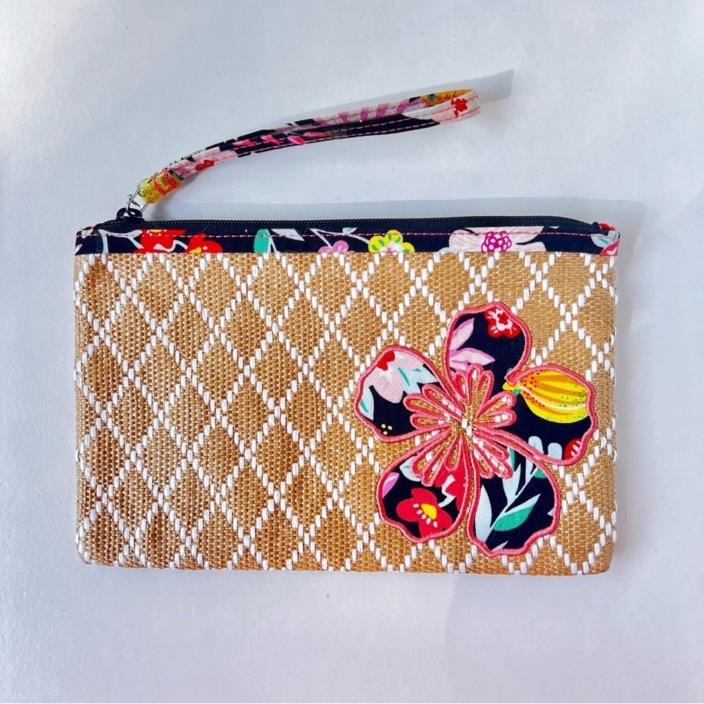 Vera Bradley Beach Wristlet Tangerine Twist Straw Floral Wallet